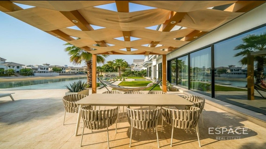 Signature Villa — Frond P, Palm Jumeirah