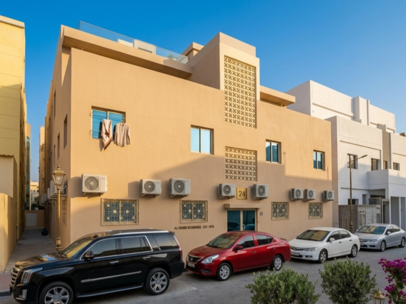 Bedspace – Middle  Bed Available Satwa